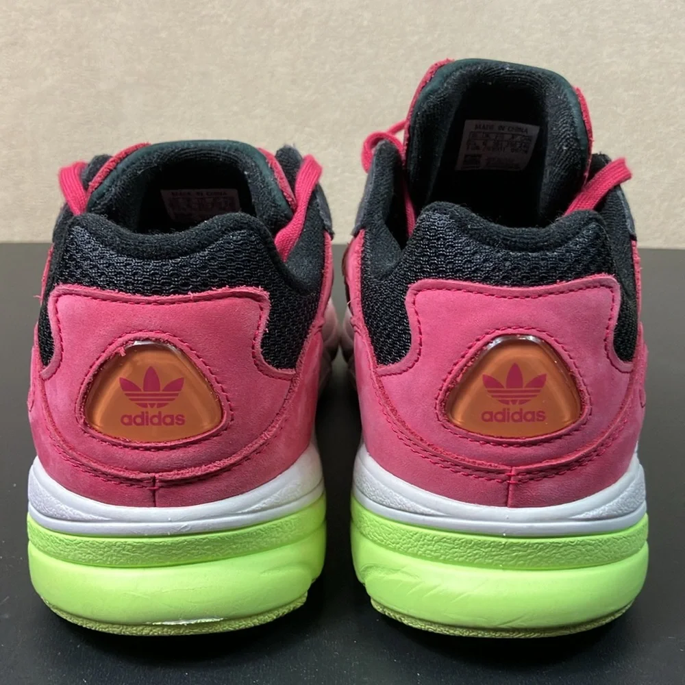 Adidas YUNG-96 Chasm Athletic Sneaker Shoes EE7550‎ Women's Size 6.5
